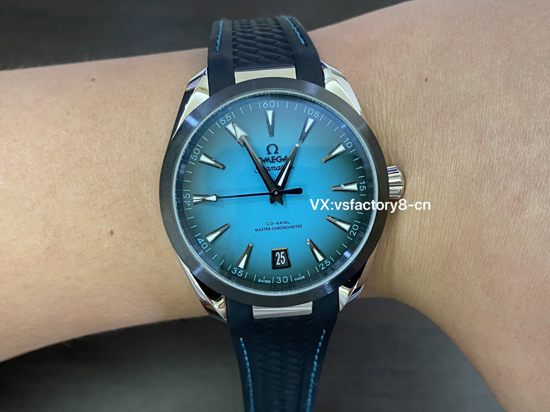 歐米茄陶瓷圈綠松石面海馬150米復刻表丹東8900機細節(jié)做工還原如何